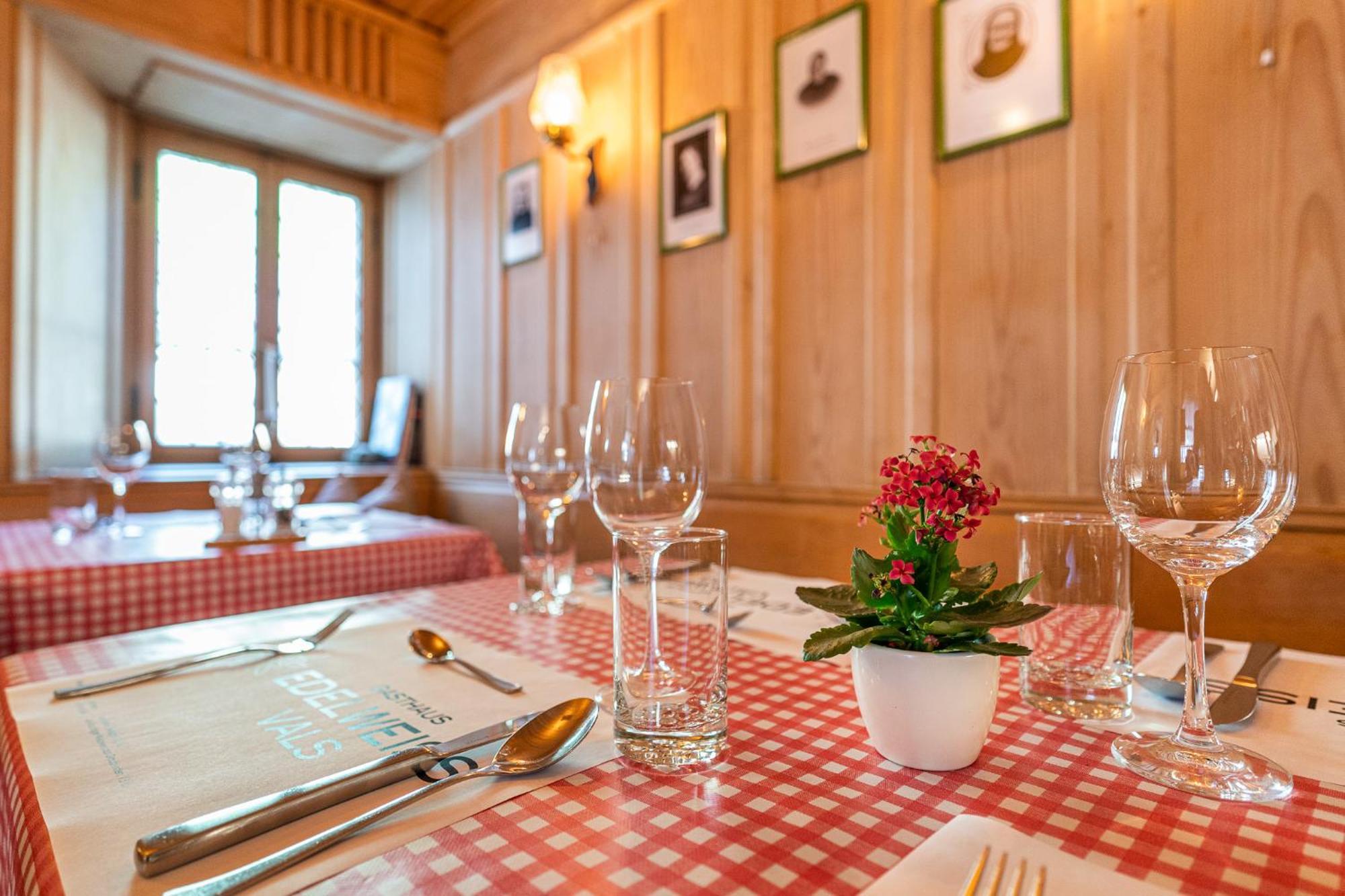 Gasthaus Edelweiss Vals Exterior foto