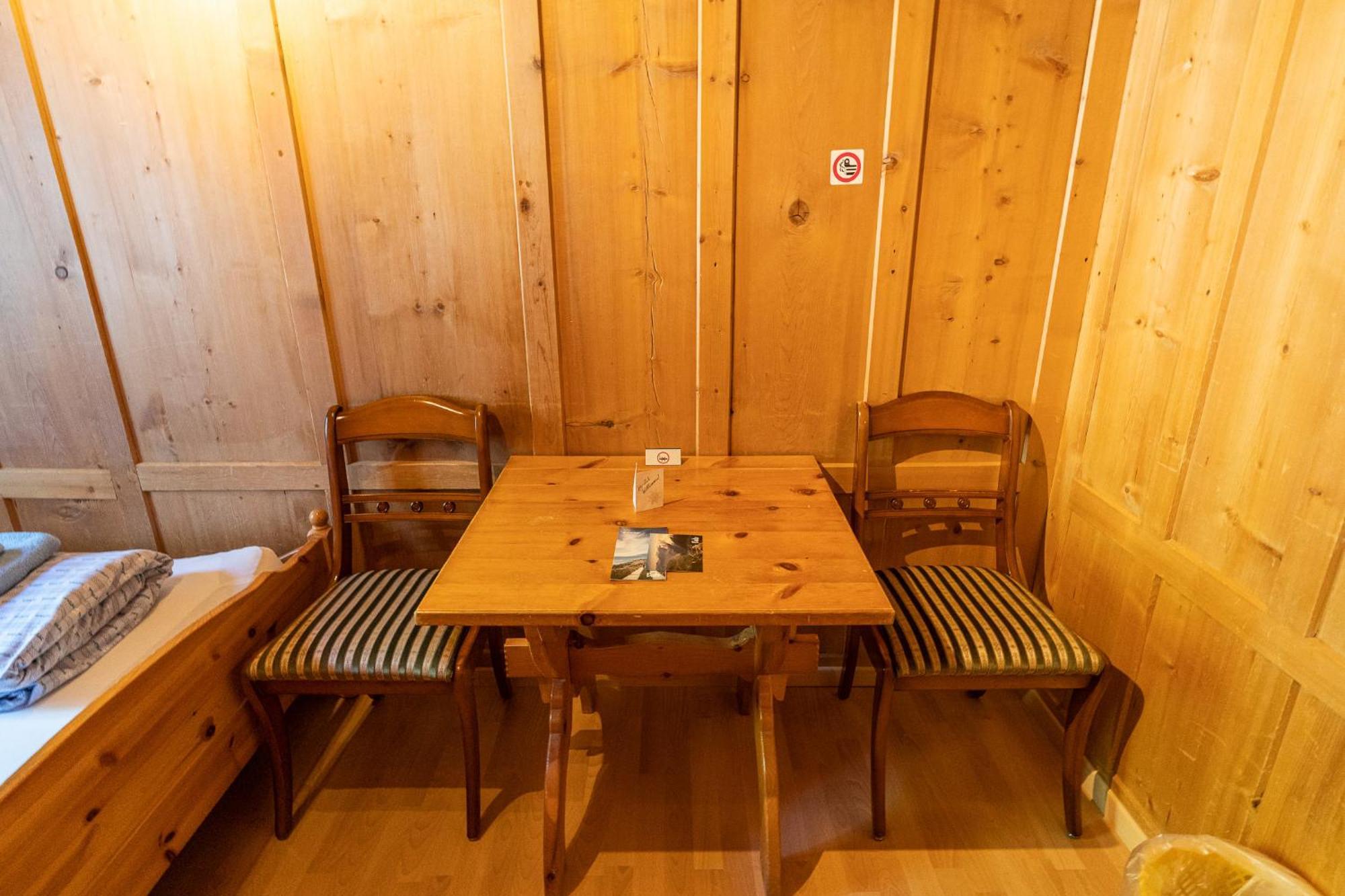 Gasthaus Edelweiss Vals Exterior foto